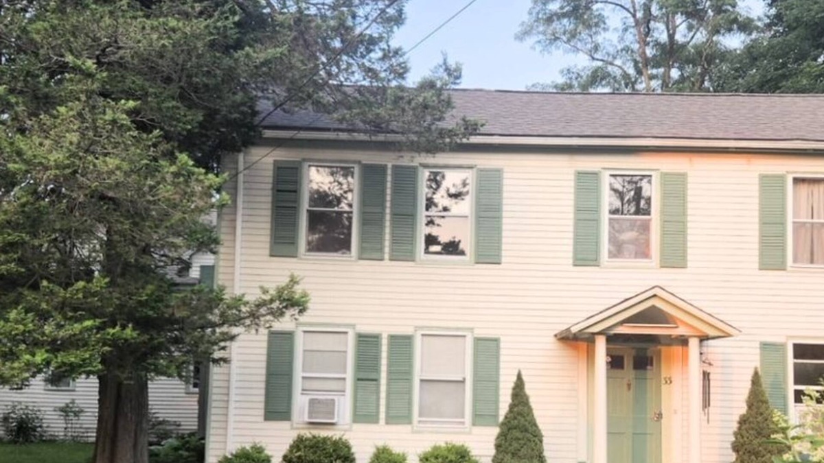 Sheffield Apartment | Remodeled Unit #1, 7 min to Great Barrington, 12 min to Ski Resorts & Trails