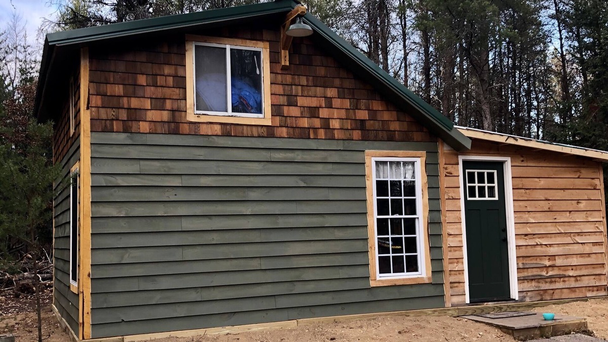 Harrison Cabin | Remote Cabin 2 1/2 hours from Detroit