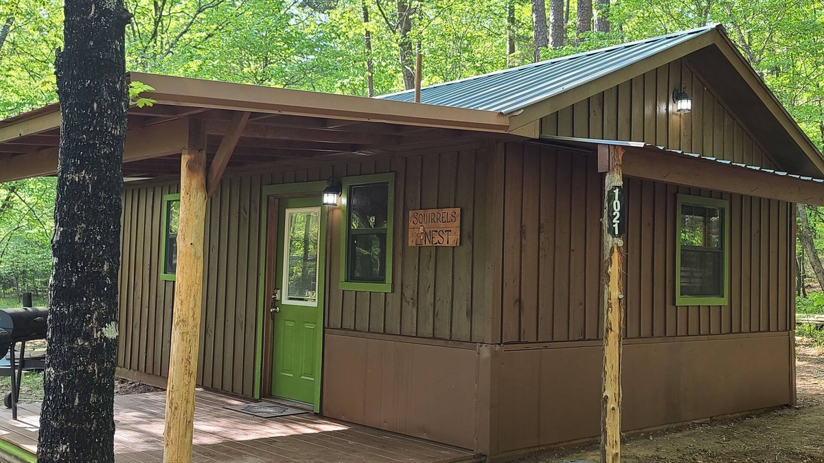 Board Camp Cabin | Remote Cabin on Sugar Creek Near Wolf Pen Gap-Ouachita National Forest