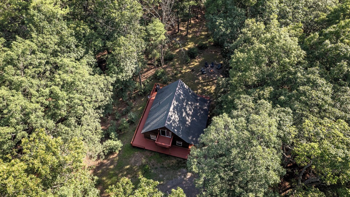 Mathias House | Remote Cabin Surrounded by Wilderness