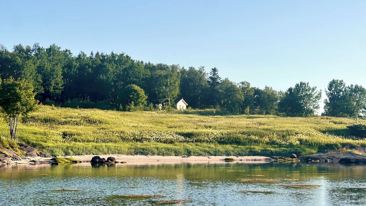 Gildeskal Cottage | Remote & Charming Island Getaway in a Norwegian Cottage w/Boat & hidden Beaches
