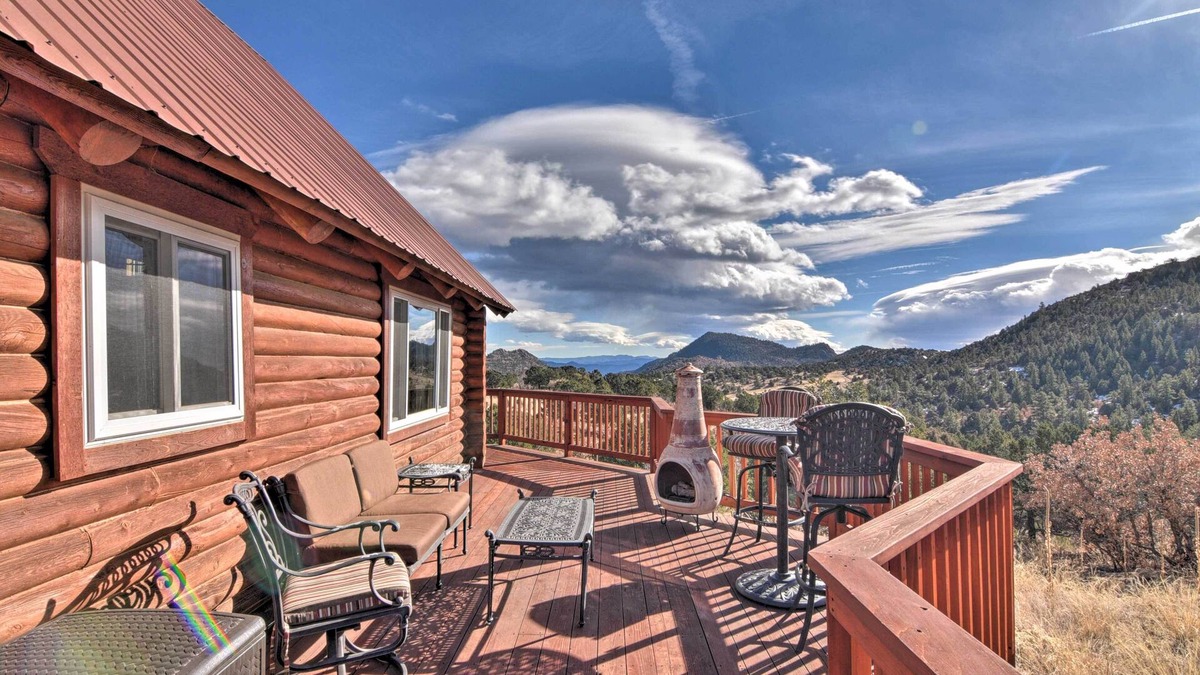 Cotopaxi Cabin | Remote Escape w/Deck & Sweeping Mountain Views!
