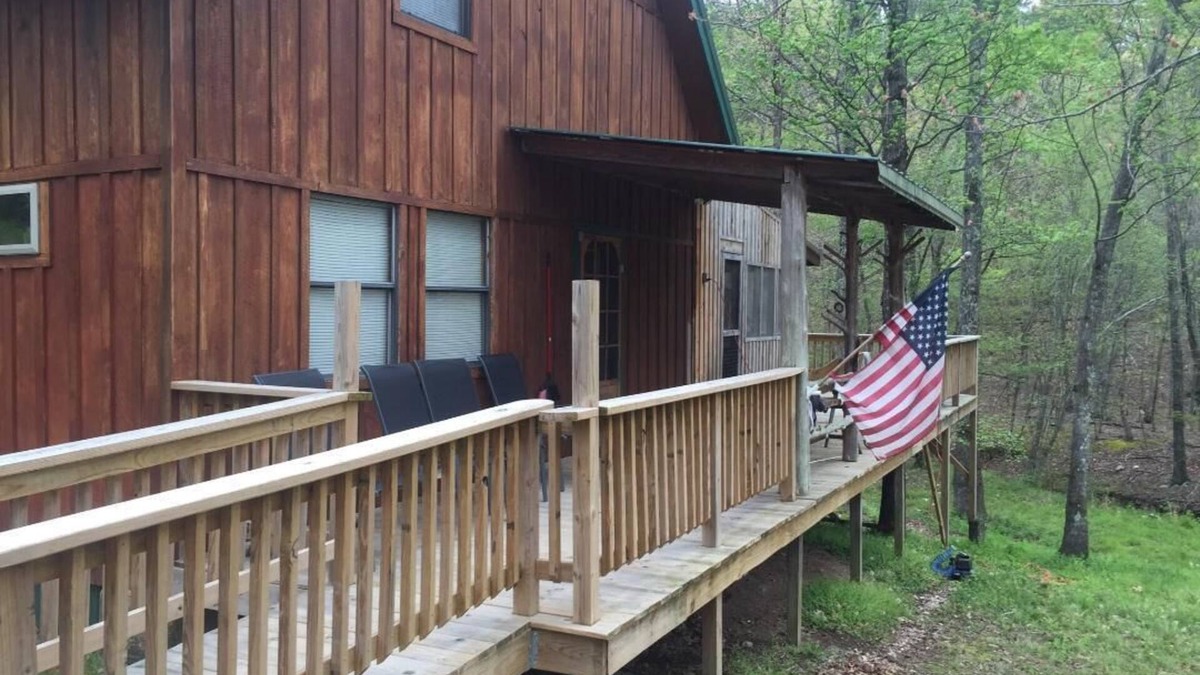 Board Camp Cabin | Remote getaway - secluded in the national forest-Direct access to the ATV trails