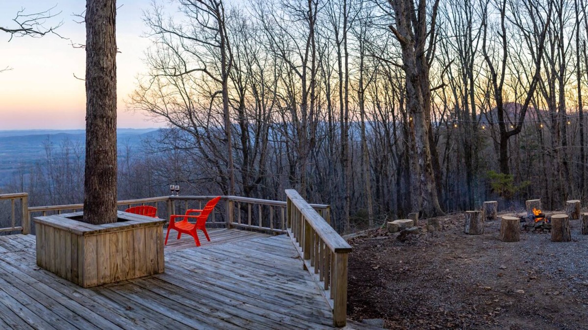 Rising Fawn House | Remote paradise surrounded by 1250 acres, view for miles