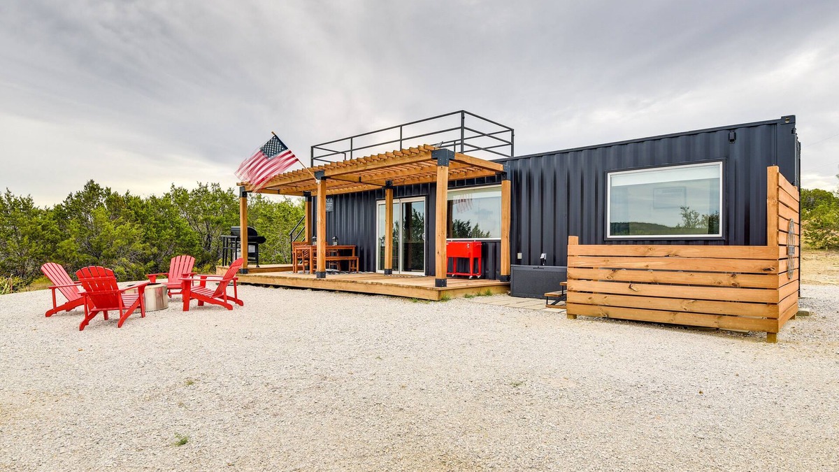 Thurber House | Remote Strawn Container Home with Hot Tub!