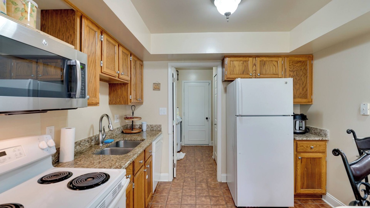 Troy House | Remote-Work Friendly Troy Townhome