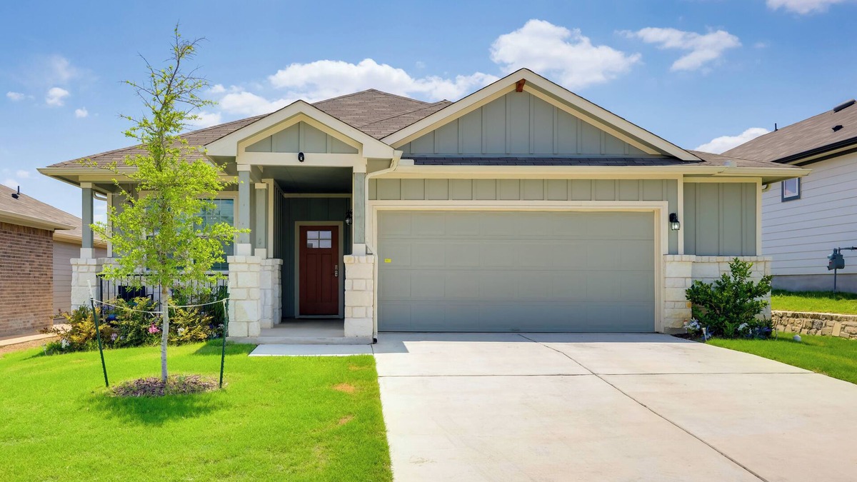 Kyle House | Remote Working Hub w/Yard in South Austin Suburbs