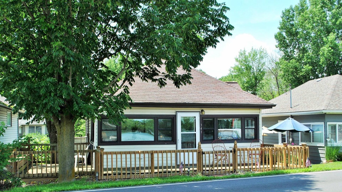 Russells Point House | Remy's Waterfront Retreat w/Dock