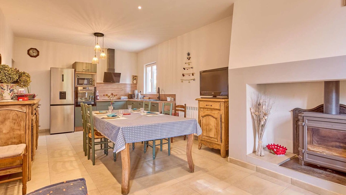 Cazaubon House | Renovated T3 villa, wooded garden, near thermal station