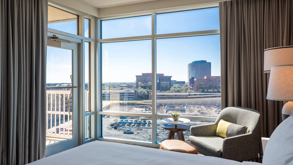 Richardson Hotel | Renaissance Dallas Richardson Hotel