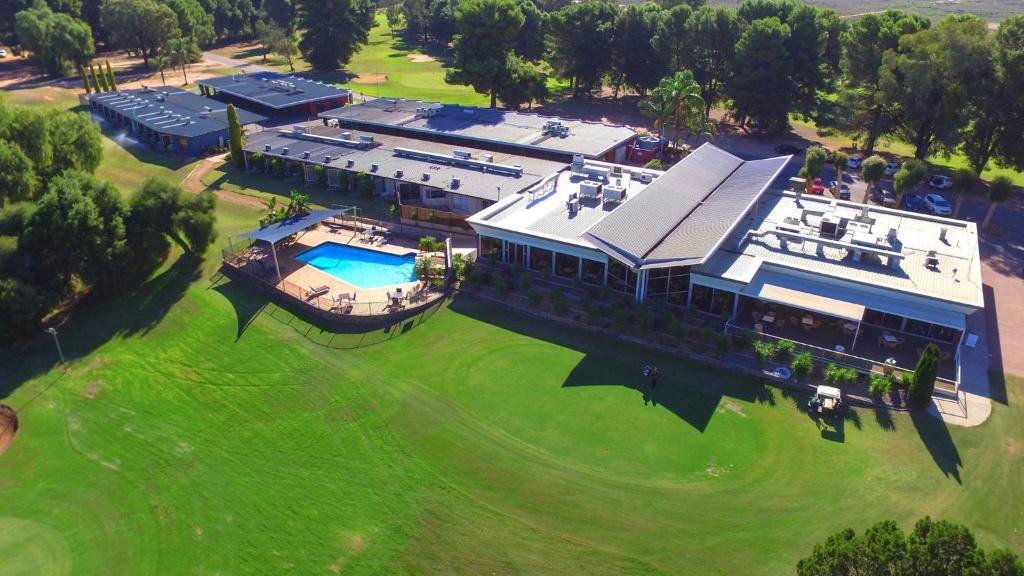 Old Calperum Hotel | Renmark Country Club