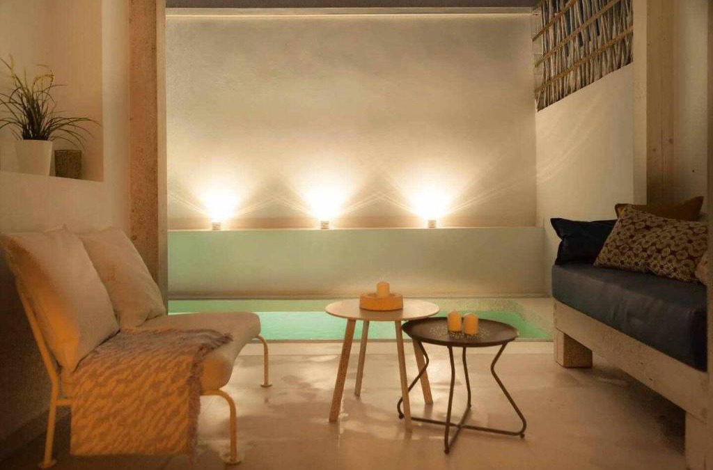 Guillena House | Renovación total post-covid Netflix, Piscina