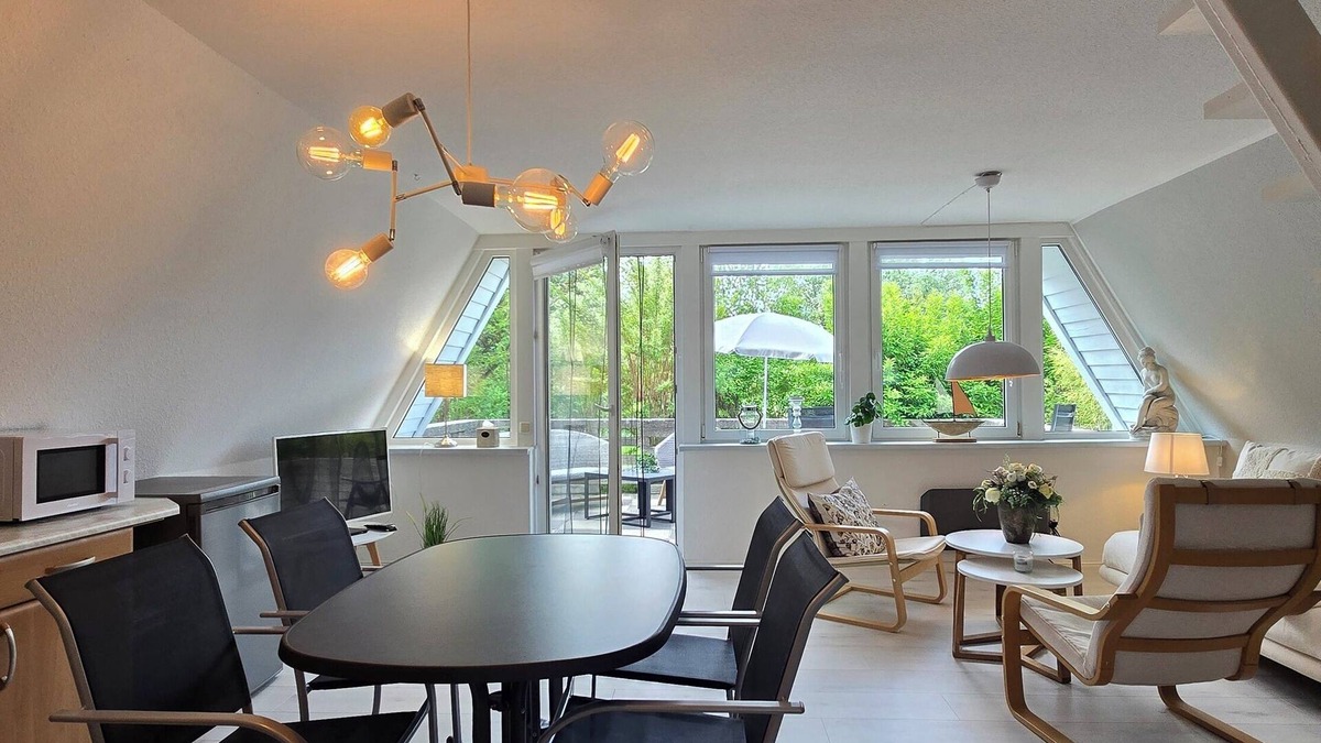 Markgrafenheide House | Renovated Finnish hut directly on the dune, approx. 80 m to the Baltic Sea