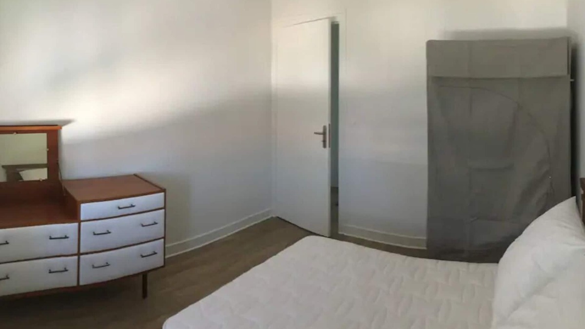 Montbrison House | Renovated 1960s house
