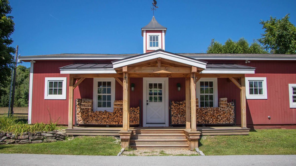 Dorset House | Renovated 2 BR/1BA guest house on private 18-acre property