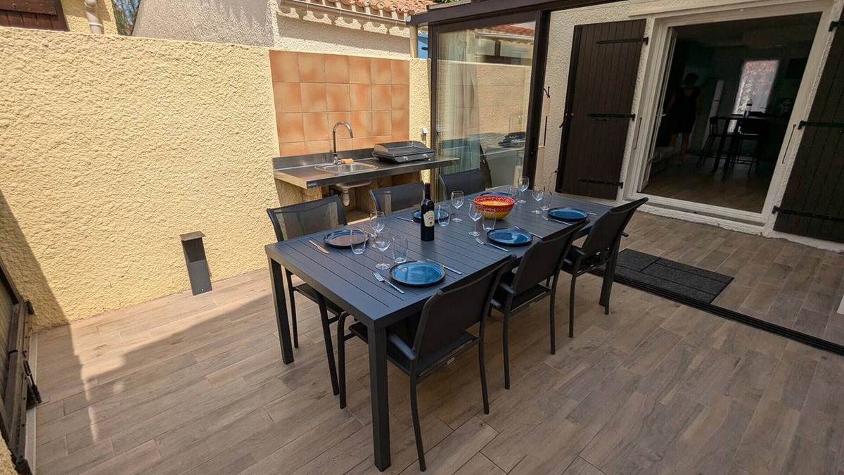 Port Leucate Villa | Renovated 2-BR Villa with AC, Private Terrace & Pool Access