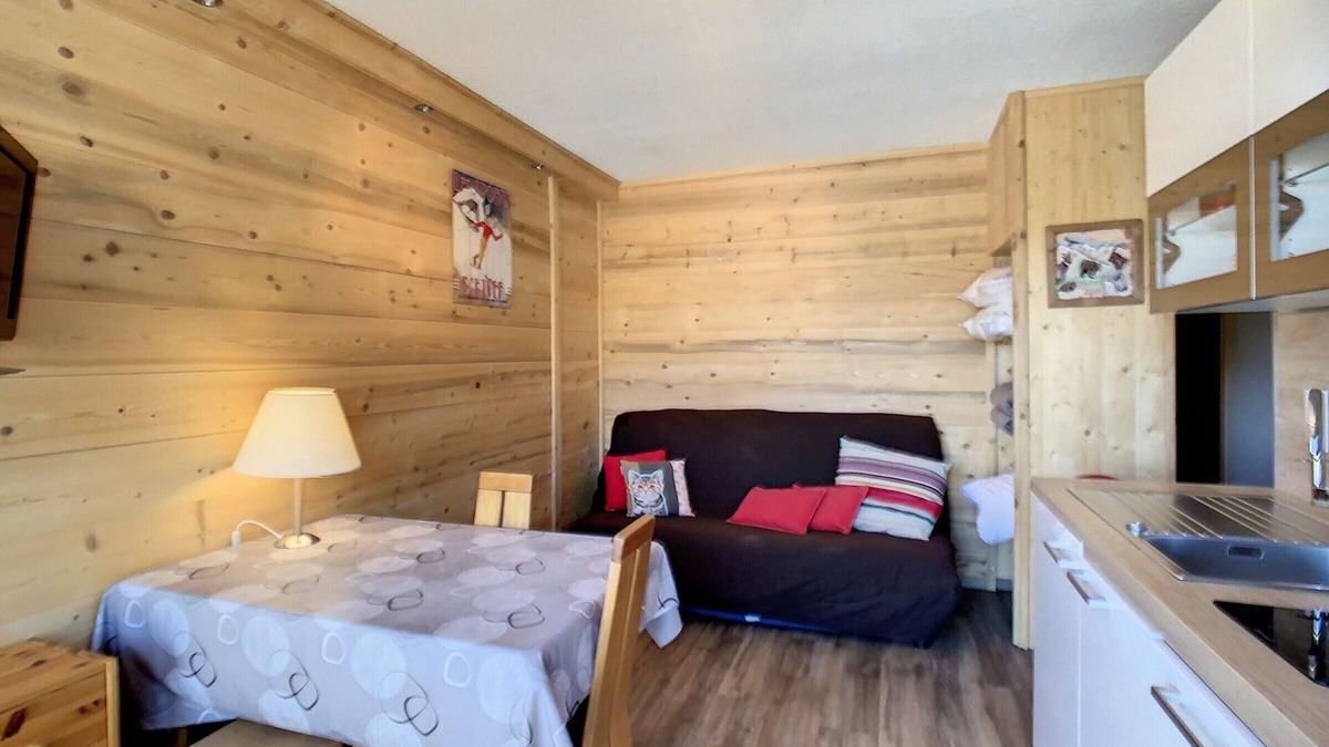 La Toussuire Apartment | Renovated 2-star studio, 4 pers, parking, La Toussuire