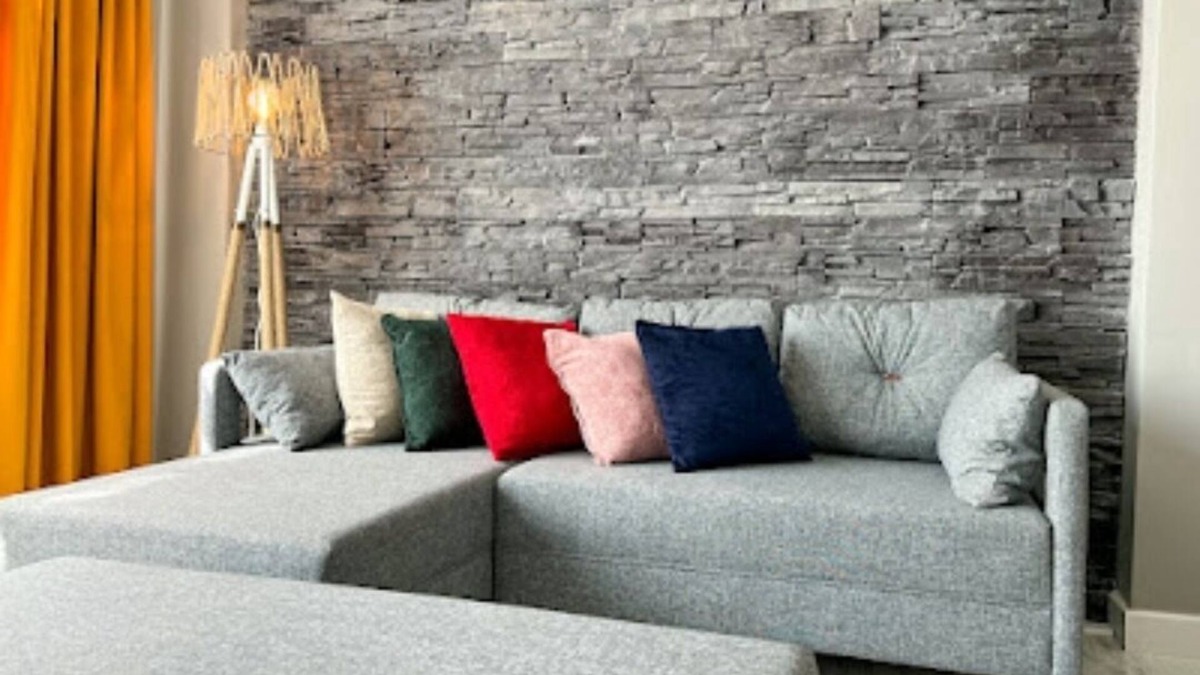 Uskudar Apartment | Renovated 3 BR 3+1 Apartment - Great Location in Istanbul