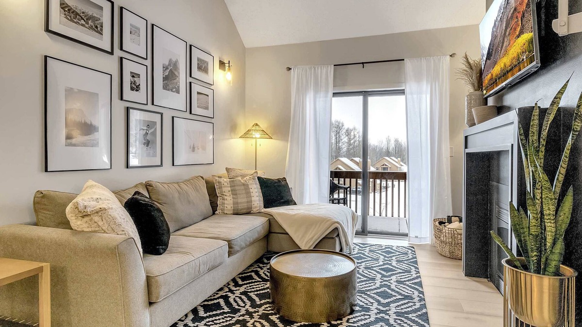 Great Valley Condo | Renovated 3BR, 2BA Condo w/2 King Beds