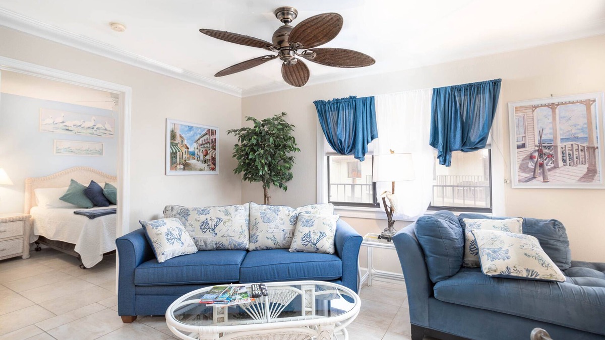 Tierra Verde Condo | Renovated 6/2023 Top Floor Balcony Water View 2B/2B, Pool, Hot Tub, Grill, WIFI