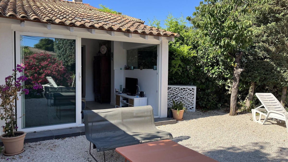 Les Lecques House | Renovated, air-conditioned house 5 minutes from the beach