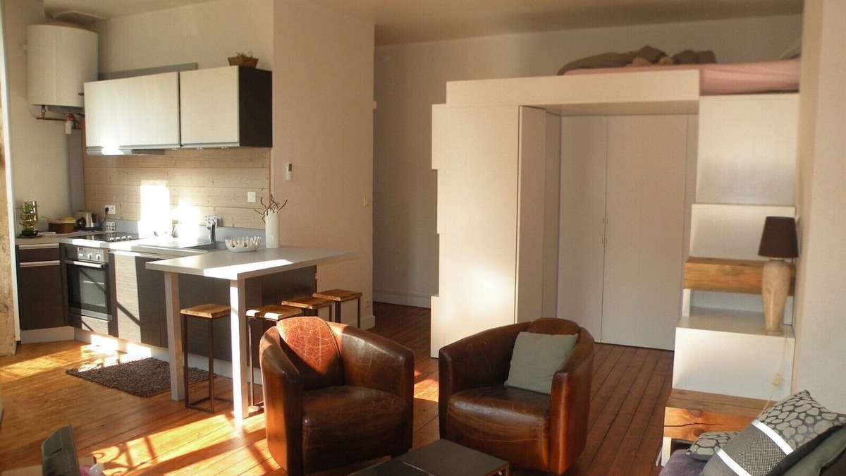 Hotel de Ville - Quinconces Apartment | Renovated apartment, bright, contemporary, hyper center
