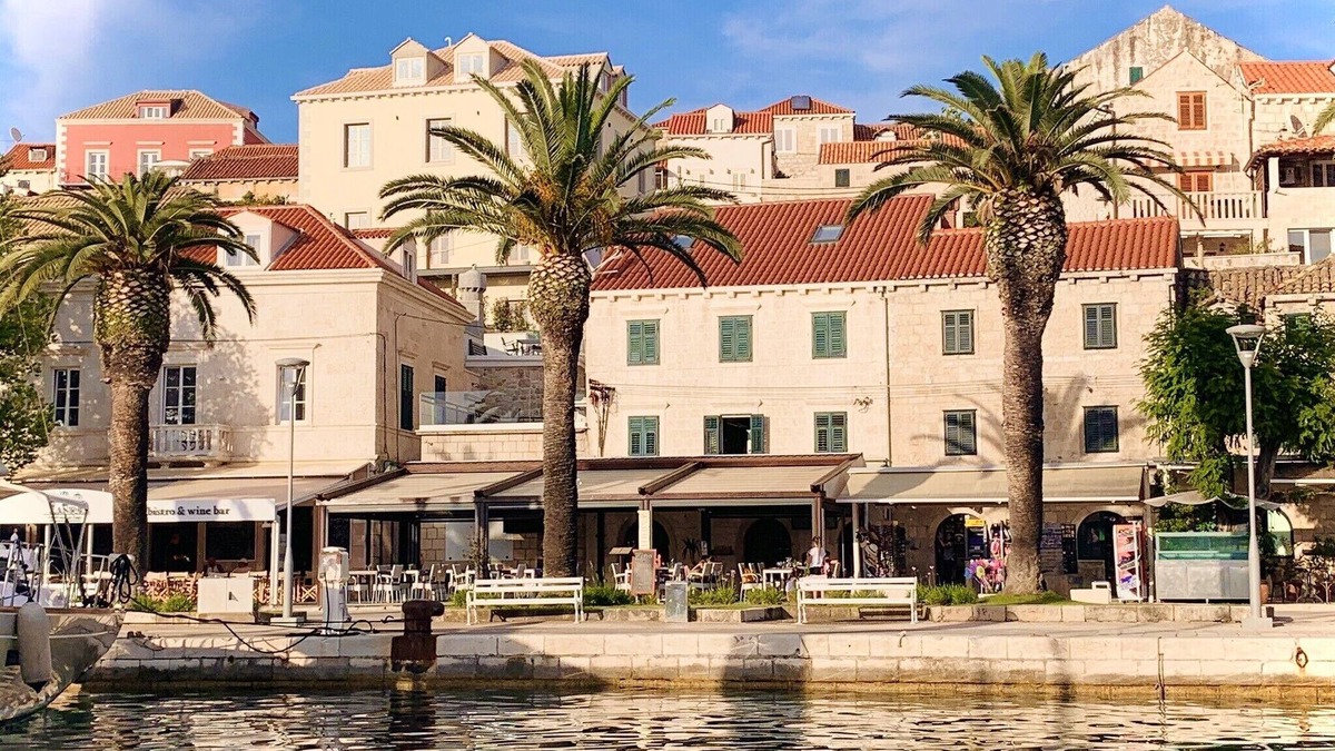 Cavtat Old Town Apartment | Renovated Apartment In The Stone House In The Centre Of Old Cavtat