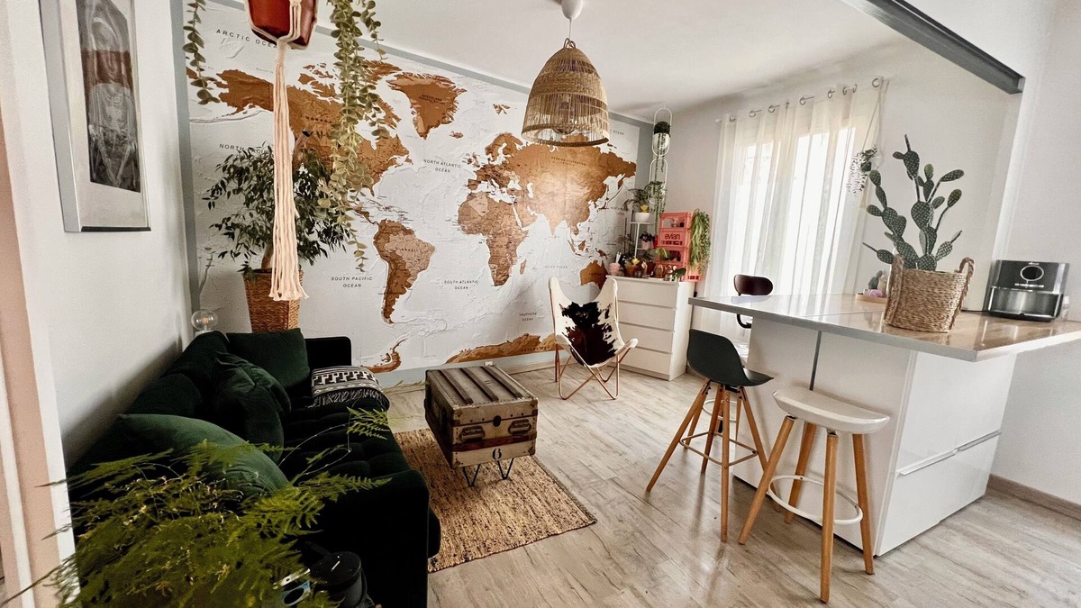 Le Mourillon Apartment | Renovated apartment, popular area of Toulon