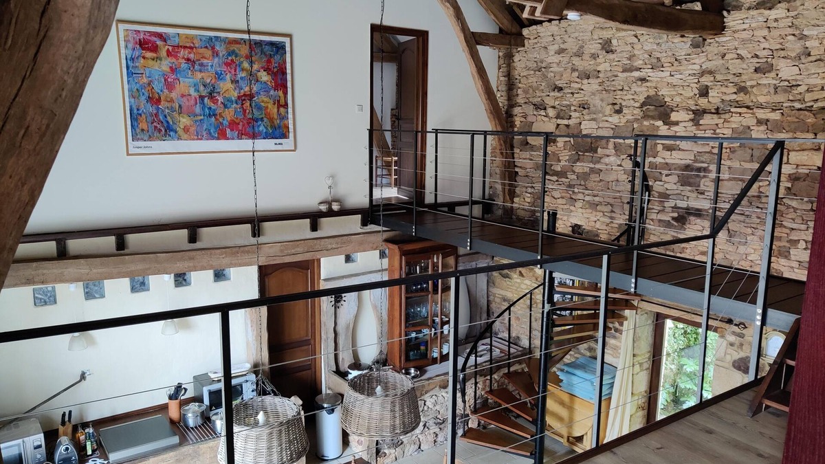 Frayssinet-le-Gelat House | Renovated barn in 1823 farmhouse. Garden and shared pool.
