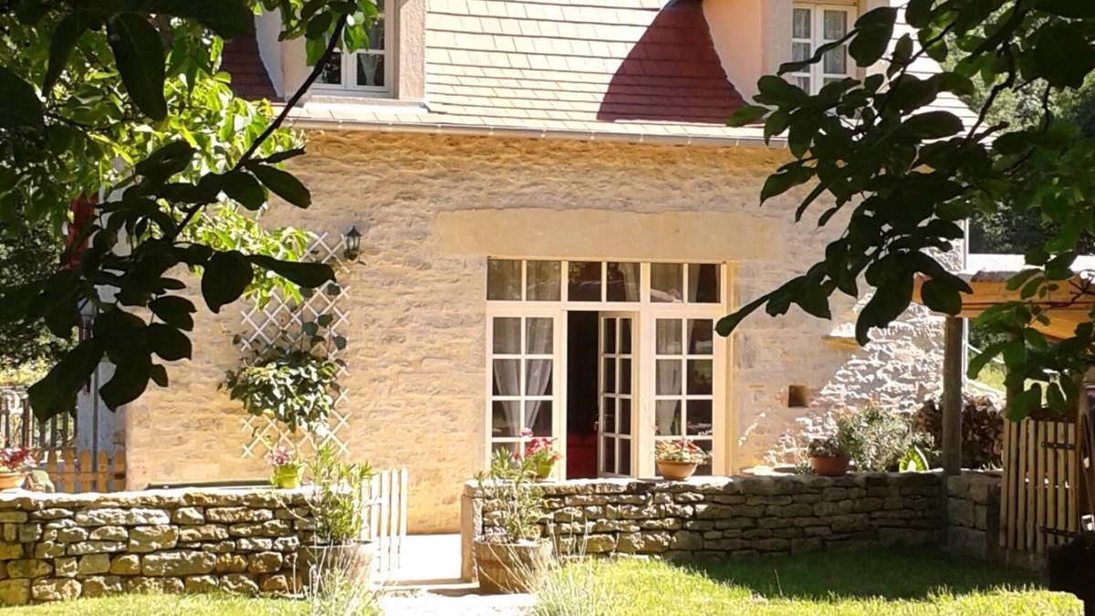 Saint-Projet Villa | Renovated barn with swimming pool in the heart of the Causses du Quercy nature park