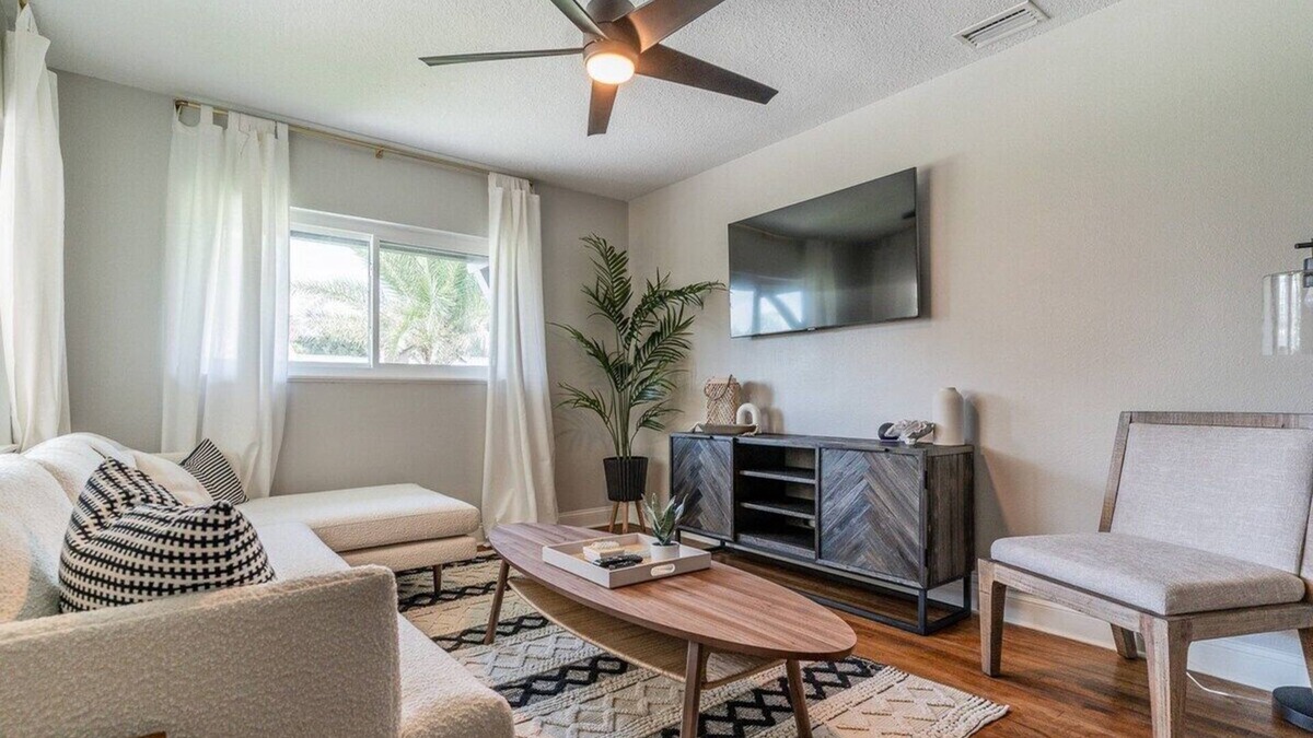 Jacksonville Beach House | Renovated & Beautifully Decorated Jax Beach Home