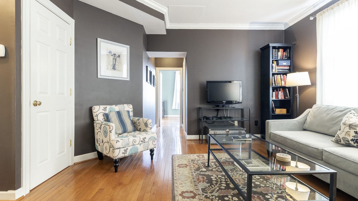 Dupont Circle Condo | Renovated Condo in the Heart of DuPont Circle- 2 blks to Metro