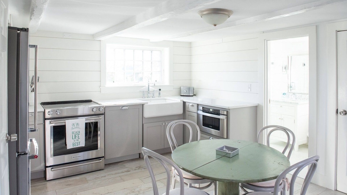 Nantucket Town Cottage | Renovated Cottage off Main Street- Great Location