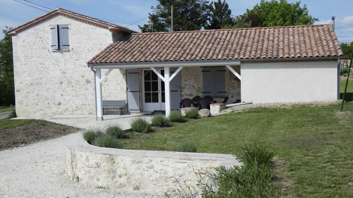 Nerac House | Renovated country house
