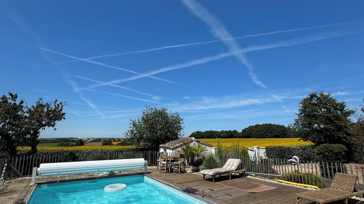 Serigne House | Renovated country house with swimming pool