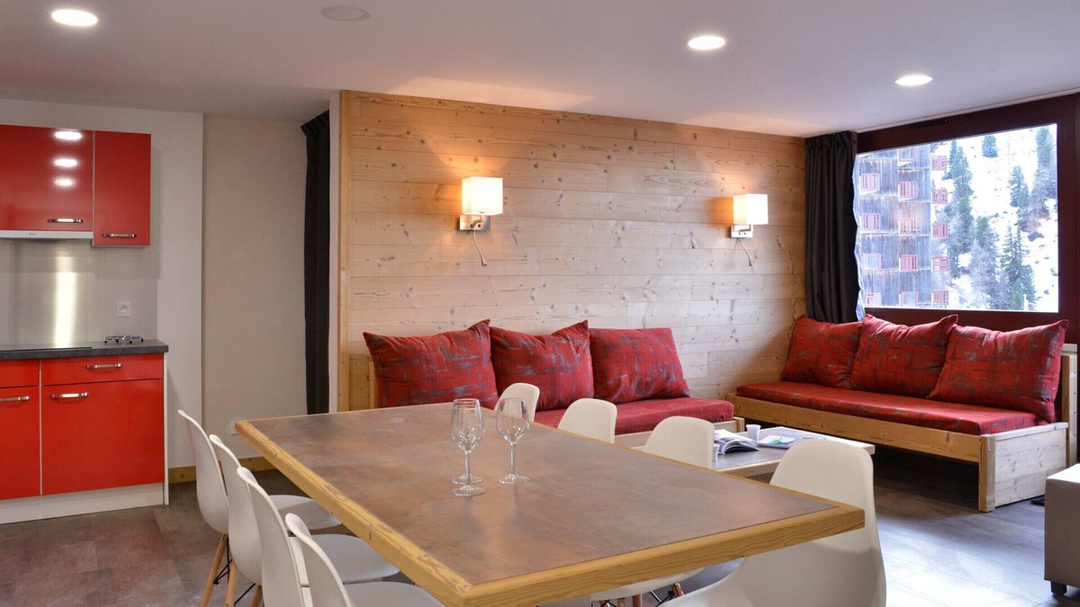 Macot-la-Plagne Apartment | Renovated cozy apartment near slopes, 3 rooms + cabin for 8 people, pets allowed