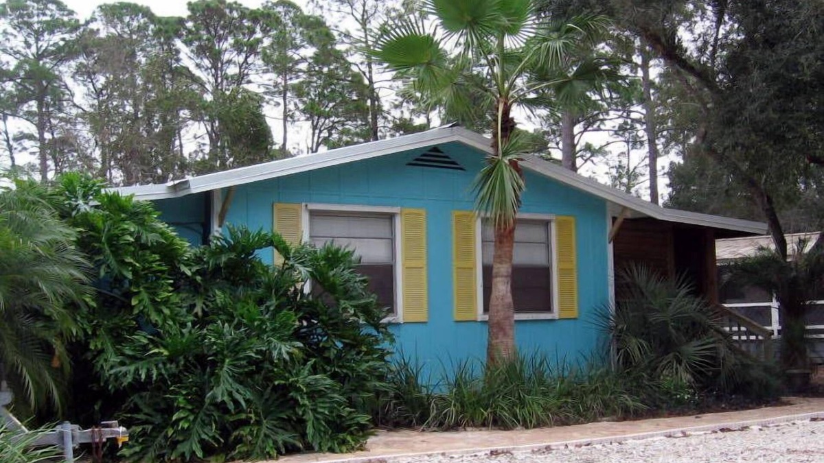 Ono Island House | Renovated Cozy Orange Beach Cottage With Bunk House.