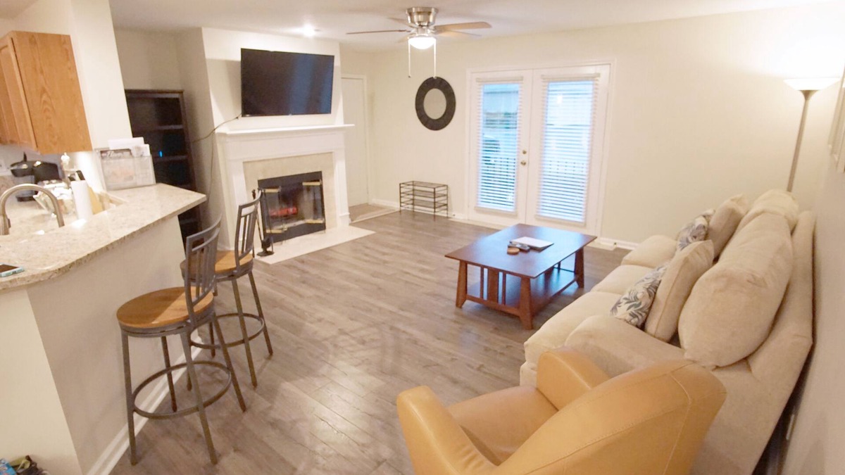 Southside Condo | Renovated Ground Floor Condo! Close to Mayo, Beaches, Town Center.