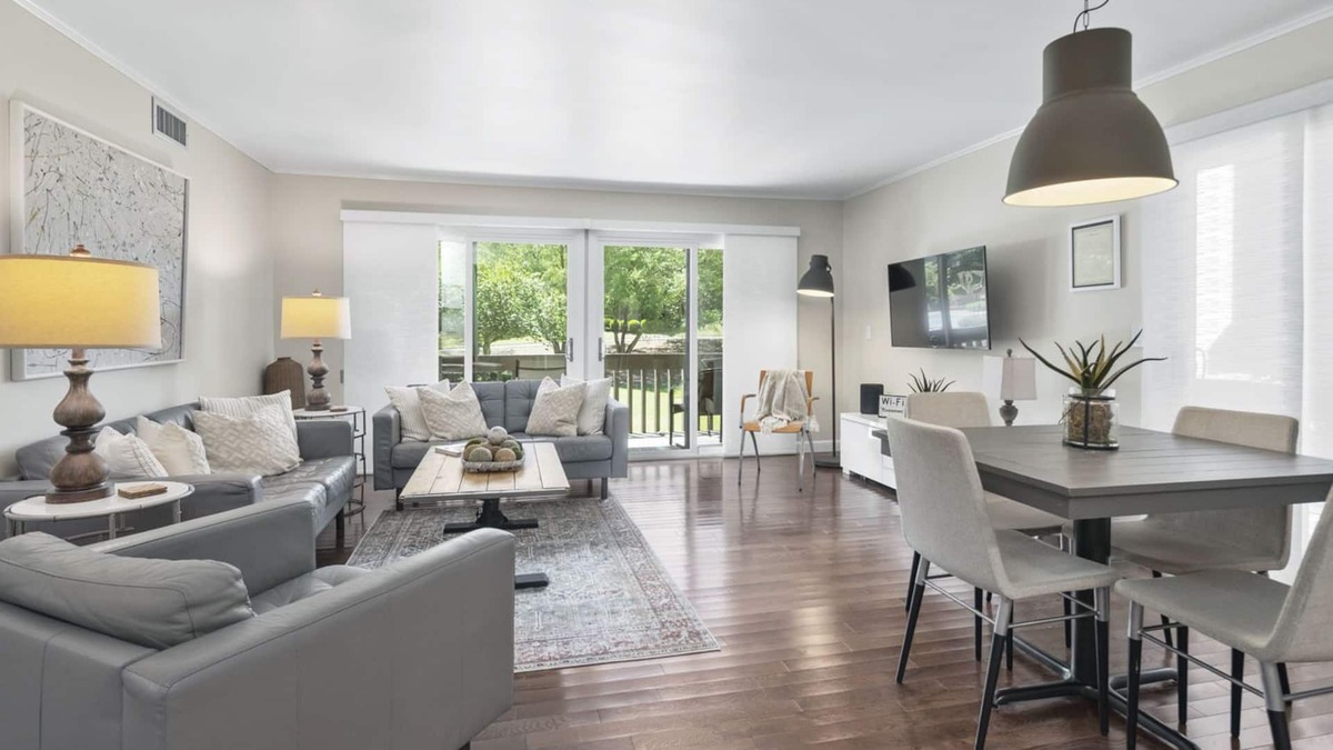 Pinehurst Condo | Renovated, Ground Level, 2 BR 2 BA, WiFi, Cable, Pool. 4 individuals max.