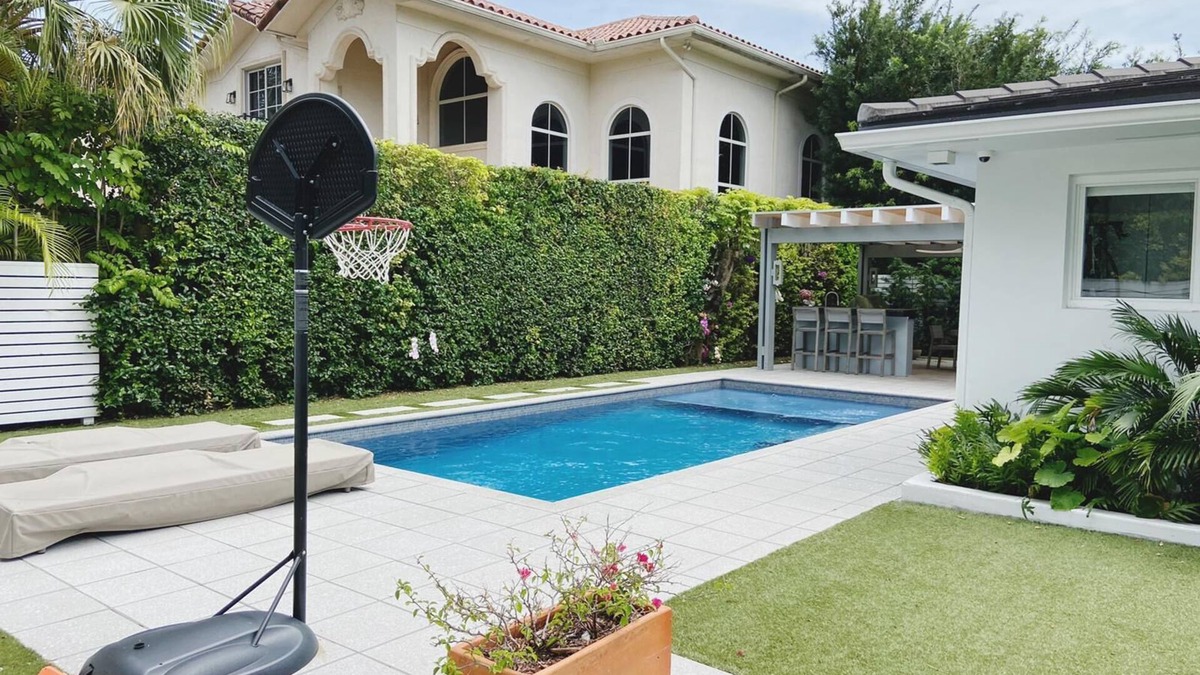 Coral Gables House | Renovated home in the heart of South Miami