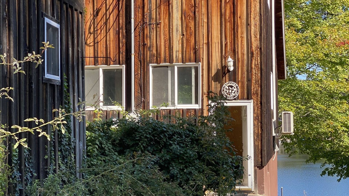 Farwell Cabin | Renovated lake cabin w/raised deck & screened in porch, close to town & skiing!