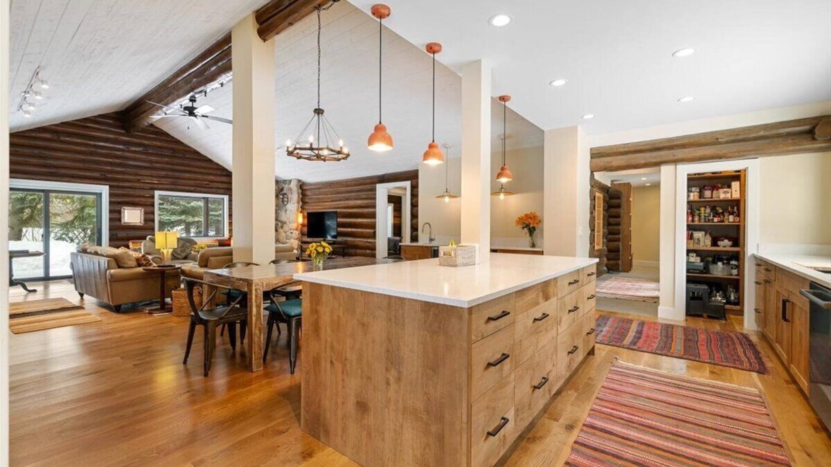 Moose Wilson Road House | Renovated log home. Private setting close to skiing, National Parks and Jackson
