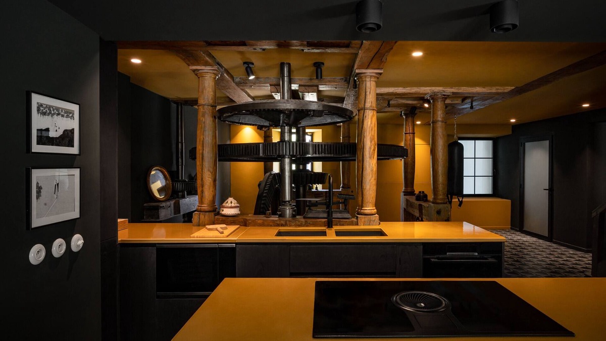 Villeneuve-la-Lionne House | Renovated mill with indoor pool and squash court