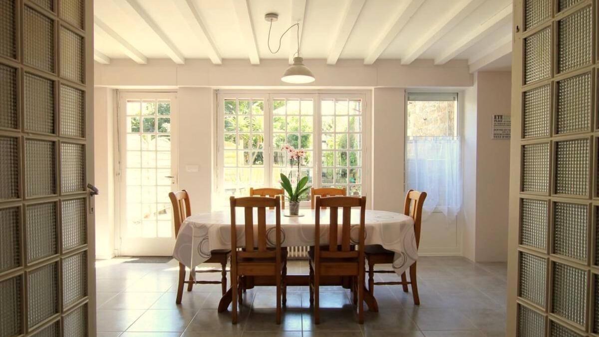 Barfleur House | Renovated, modern and very central house! Terrace and garden
