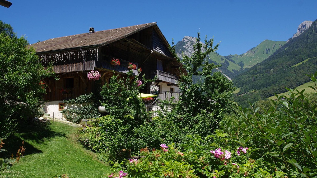 Entremont House | Renovated mountain farm Massif des Aravis