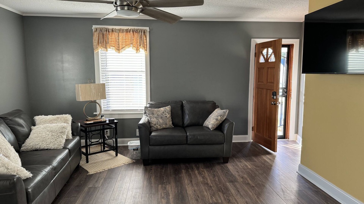 Danville House | Renovated near downtown & Caesars. Fire pit & grill with front porch & deck.