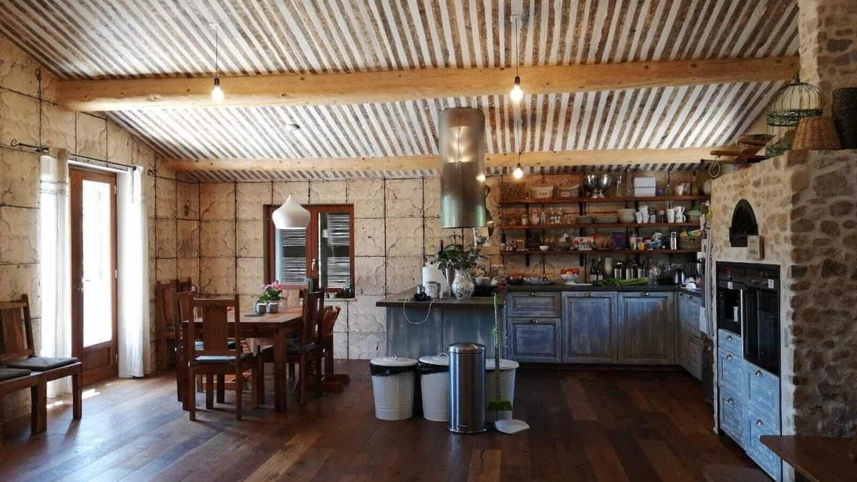 Mouans-Sartoux House | Renovated old farmhouse close to St Donat golf course and other amenities