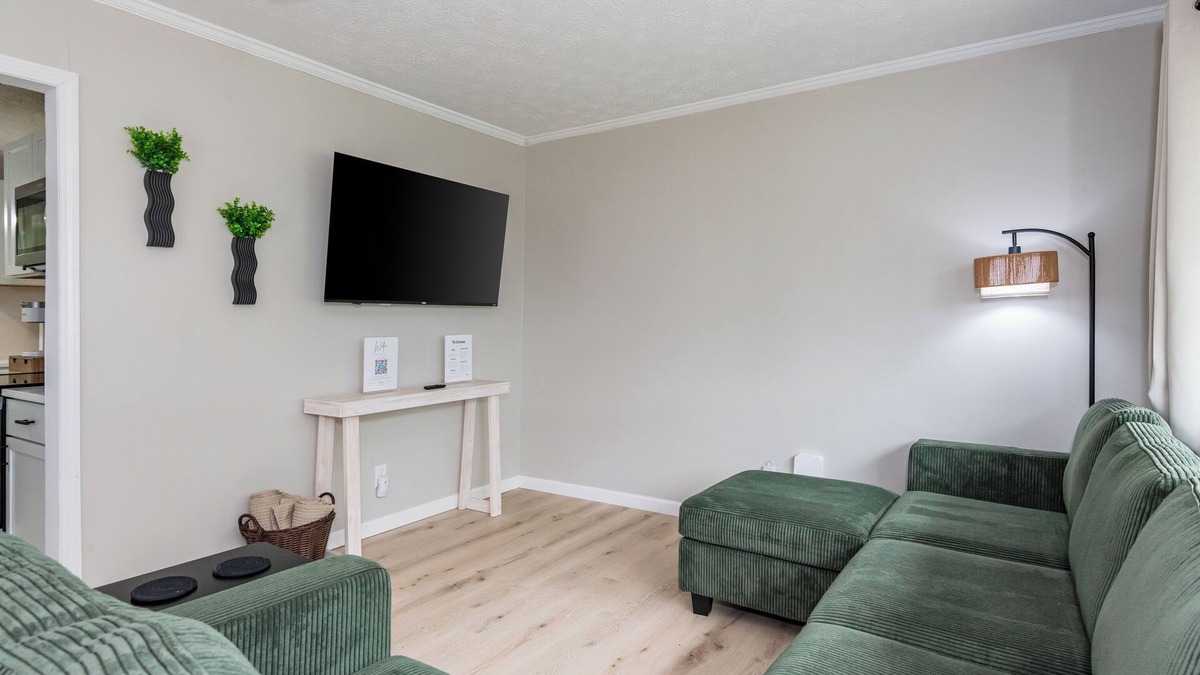 Fairborn House | Renovated Retreat, Fire-Pit, 2 King Beds