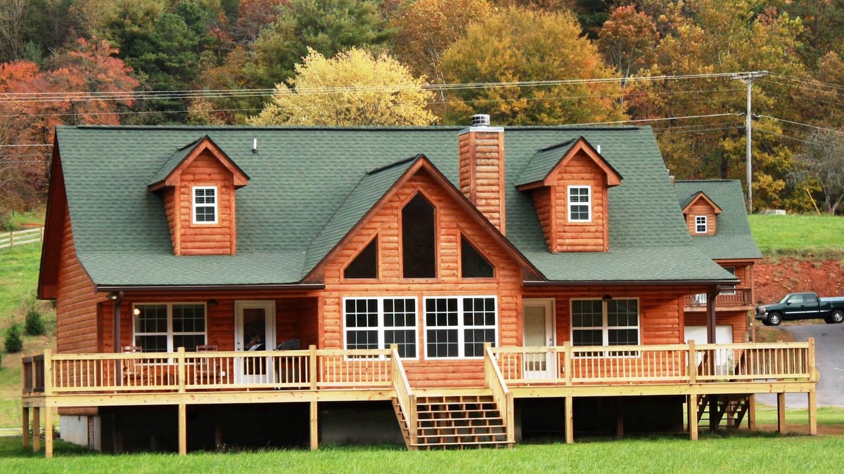 Hiawassee Cabin | Renovated Riverfront Cabin mountain views-tubing, pool, fish