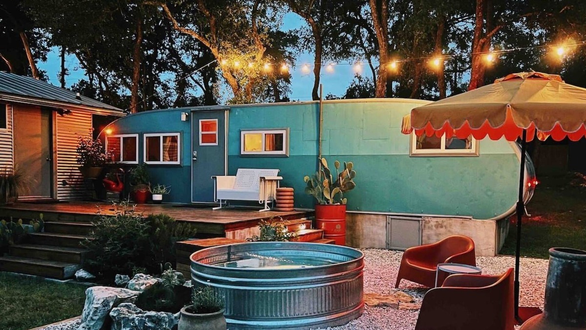 Austin House | Renovated Spartan + 3 acres + private pool “BB”